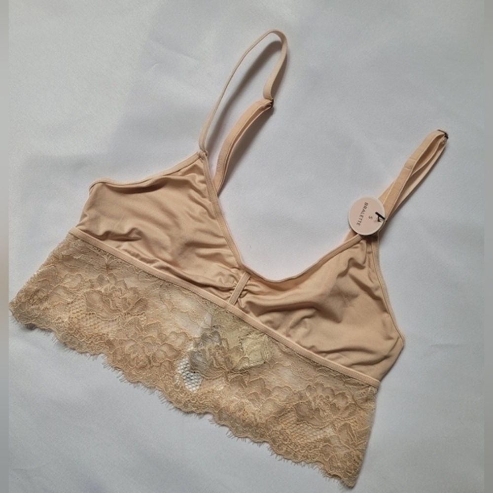 Women's Lace Trim Bralette - Beige